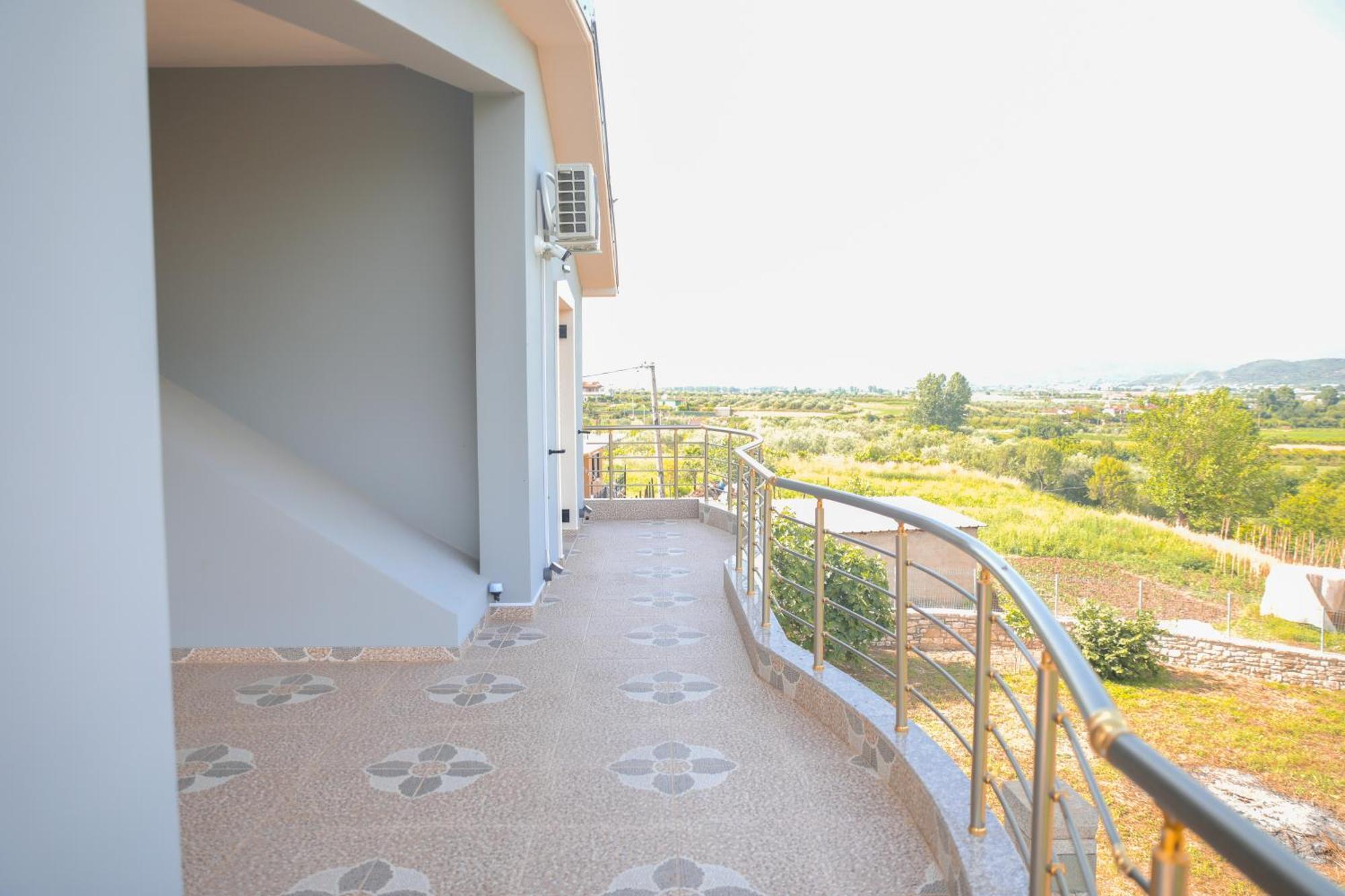 Amla'S Villa Berat Exteriér fotografie