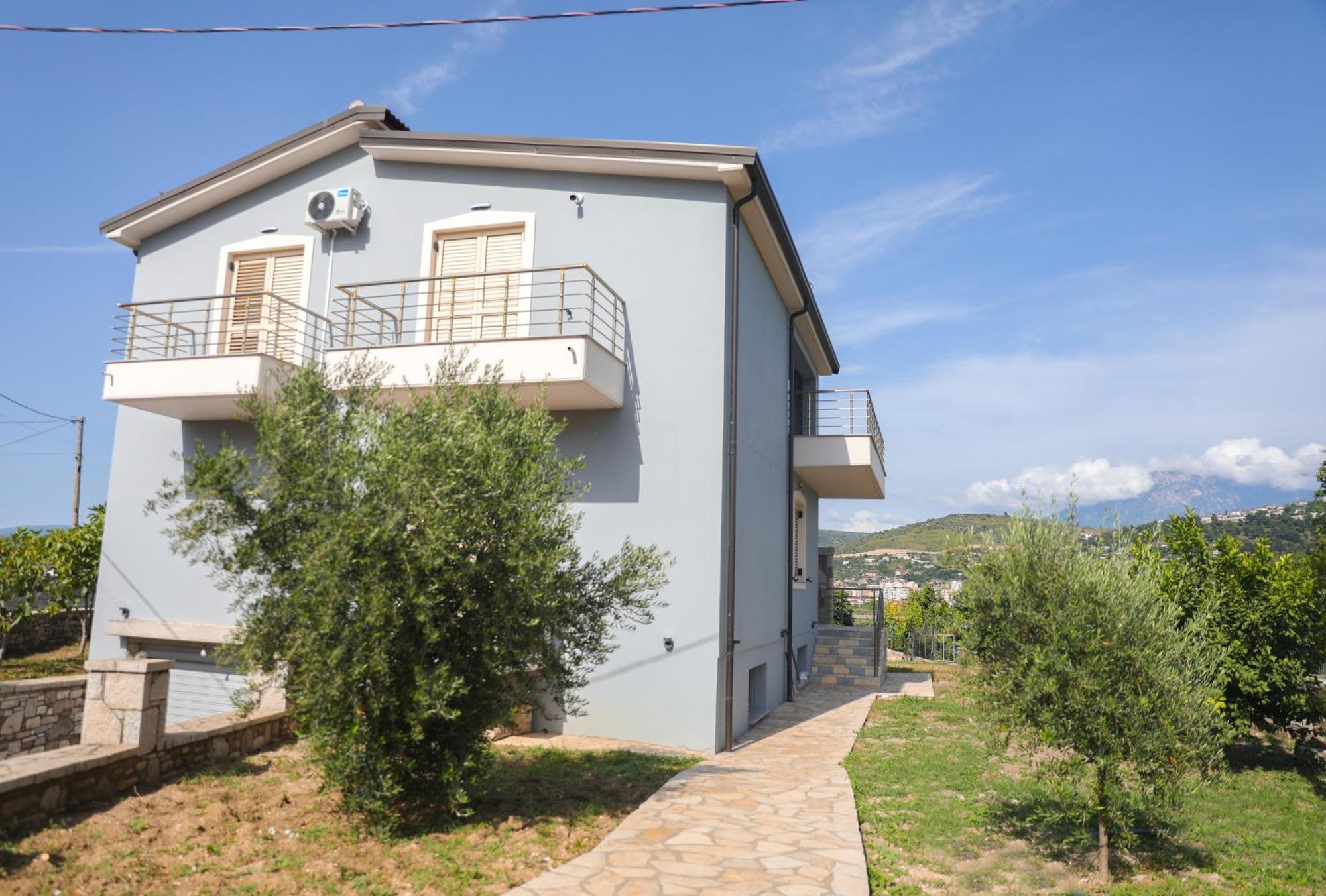 Amla'S Villa Berat Exteriér fotografie