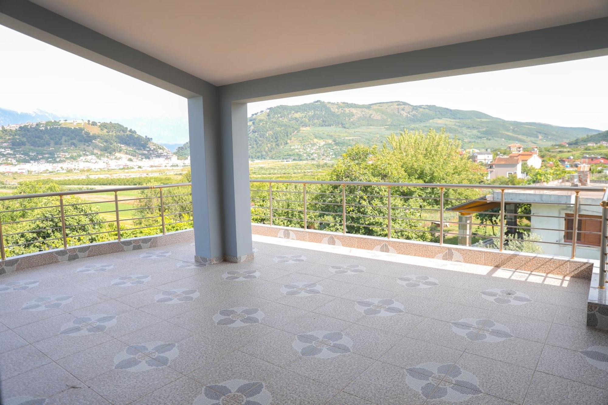 Amla'S Villa Berat Exteriér fotografie